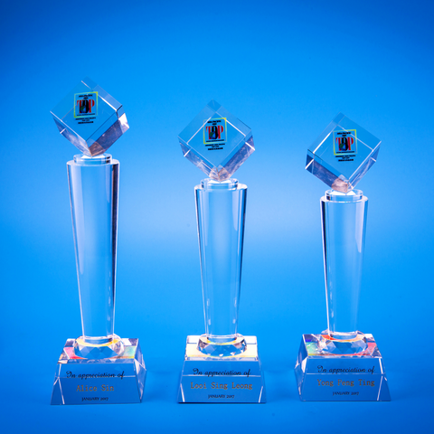 Crystal Trophy | D5010 A/B/C - D One Crystal Award Trophy Malaysia