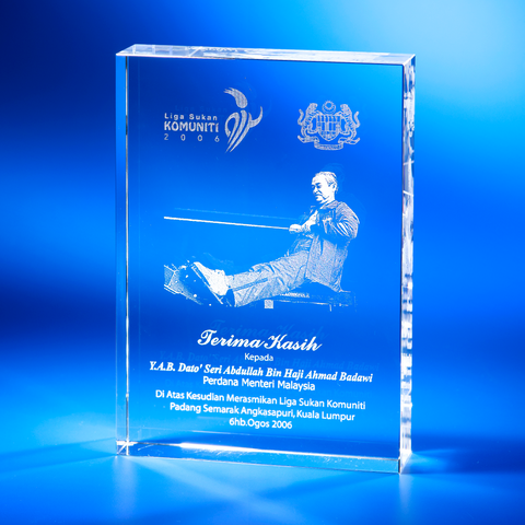Crystal Gifts | CL-21 - D One Crystal Award Trophy Malaysia