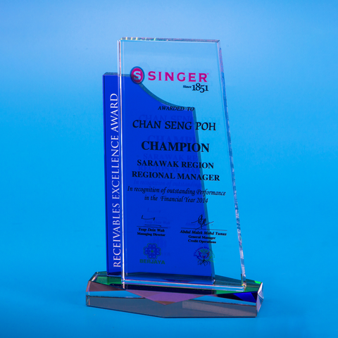 Crystal Plaque | D5028 - D One Crystal Award Trophy Malaysia